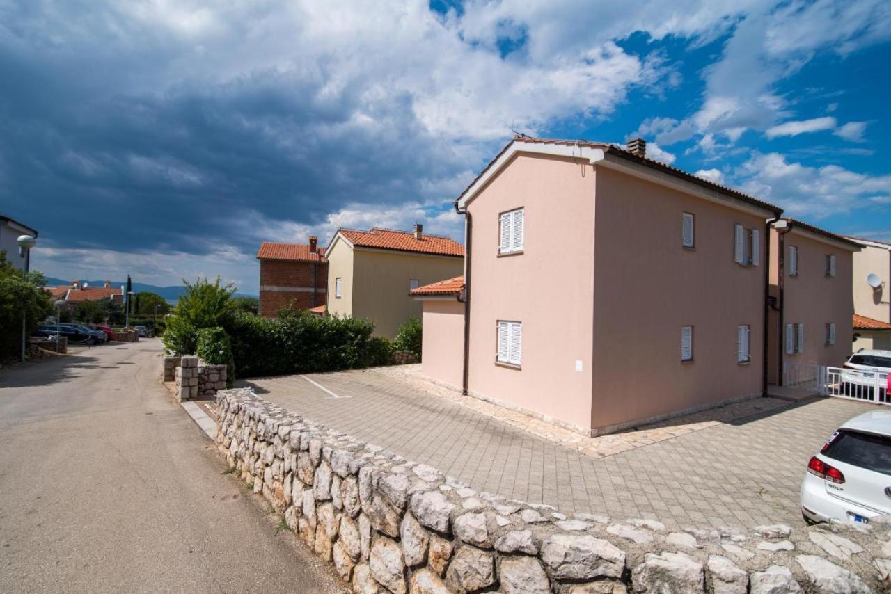 Apartment Rose Malinska Zewnętrze zdjęcie